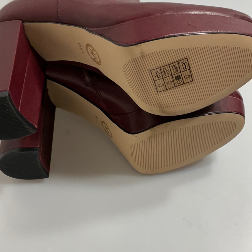 Make: Michael Kors boots; brand new, two sizes 7.5 - Picture 9 of 9